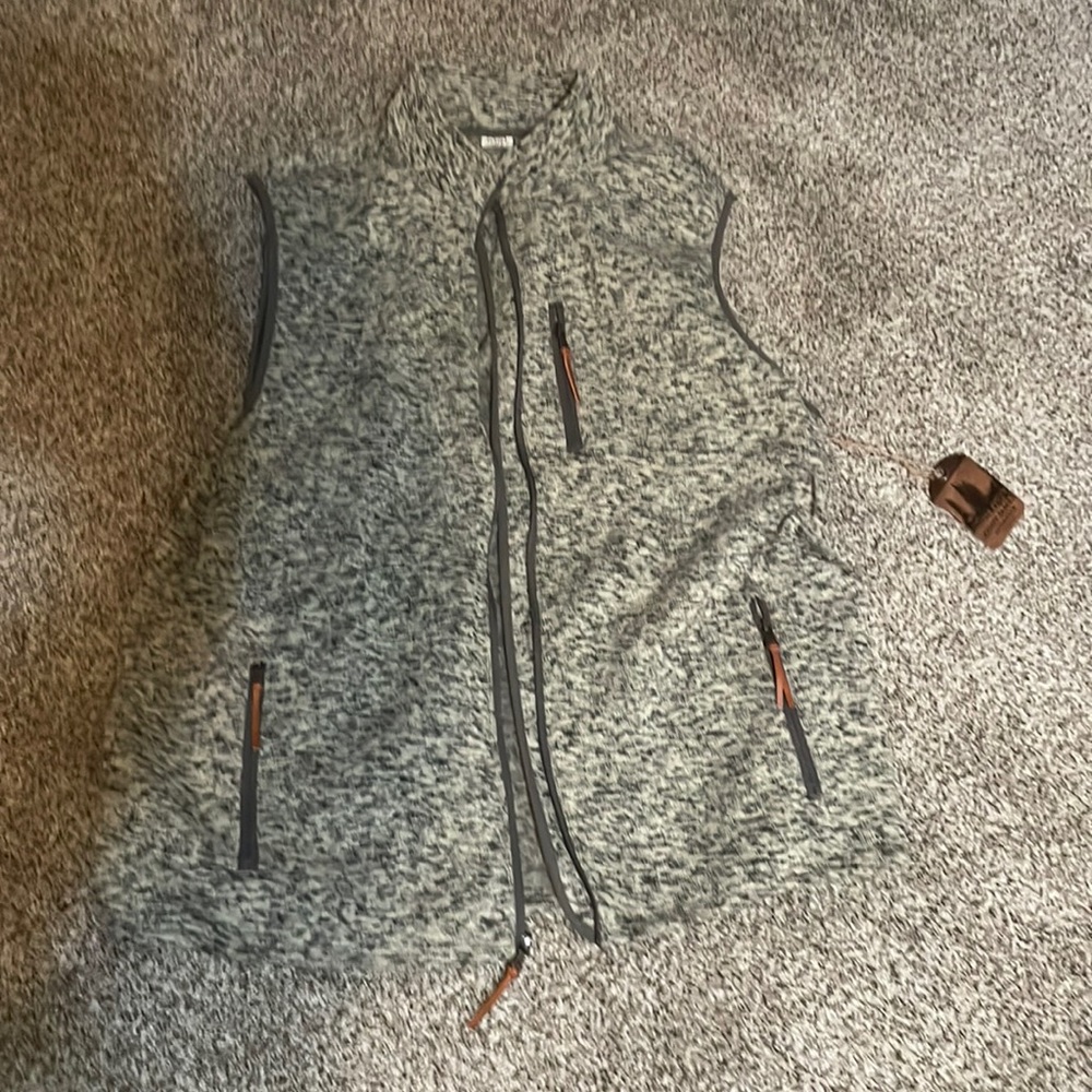 Men’s Cody James vest NWT